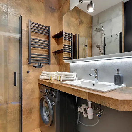 Doki Modern Food Hall By Triapart Appartement