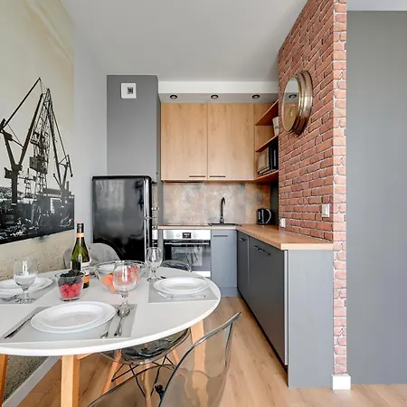 Apartment Doki Modern Food Hall By Triapart