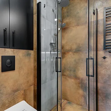 Doki Modern Food Hall By Triapart Appartement Gdańsk