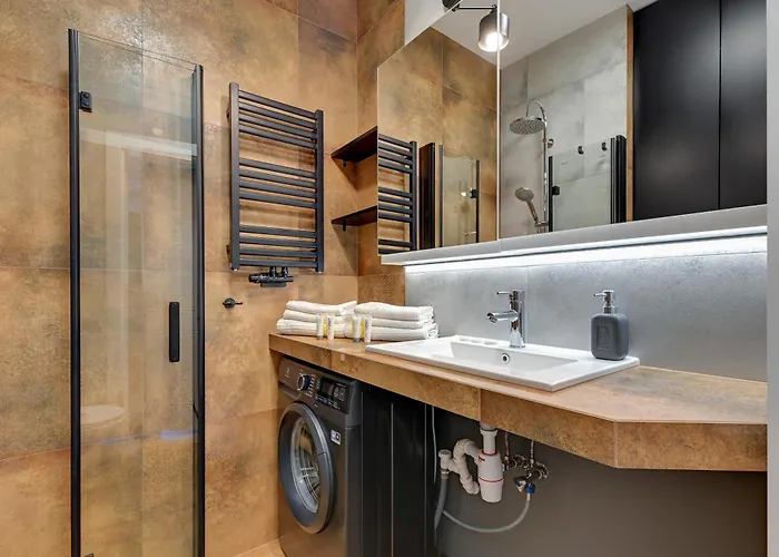 Doki Modern Food Hall By Triapart アパート