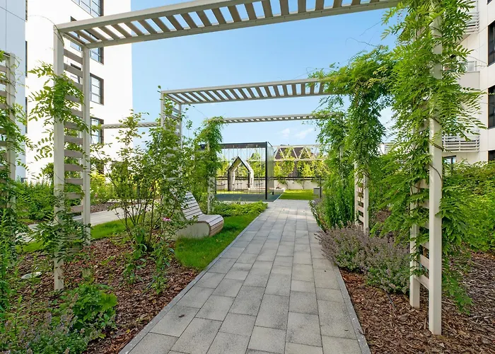 Doki Modern Food Hall By Triapart